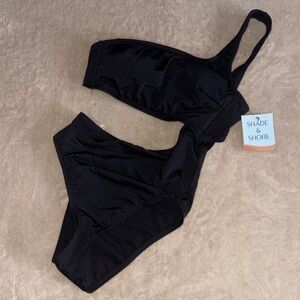 Shade & Shore Elegant Black Asymmetrical Swimsuit